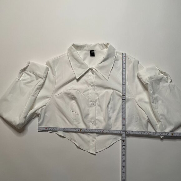 Curvy Sz 2X! White Cropped Button Down | Modern Capsule Essential - Picture 6 of 8